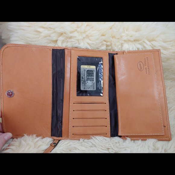 MONTANA WEST Tri-Fold Purse/Wallet-Hair-Brown - Picture 9 of 16